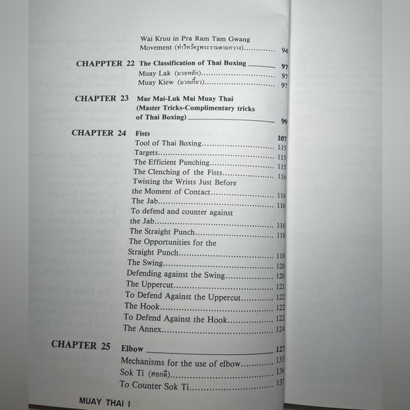 MUAY THAI Rare Book - The Most Distinguished Art of Fighting, By Pany Kraitus - Picture 9 of 11